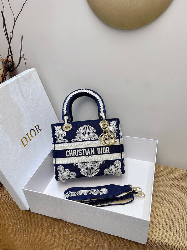 LTB - Luxe Touch Bags - 082