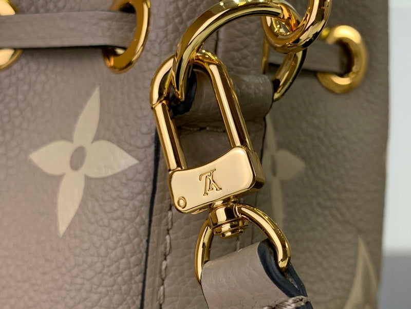 Fashion Luxe Touch bags - 2476