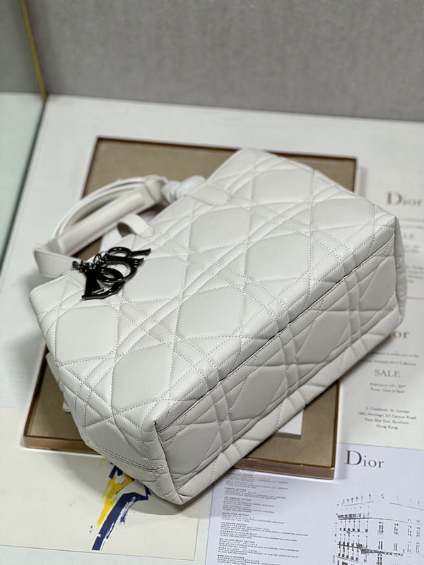LTB - Luxe Touch Bags - 1596