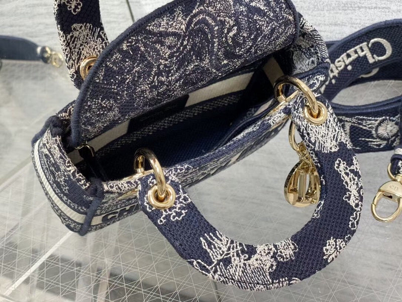 LTB - Luxe Touch Bags - 2208