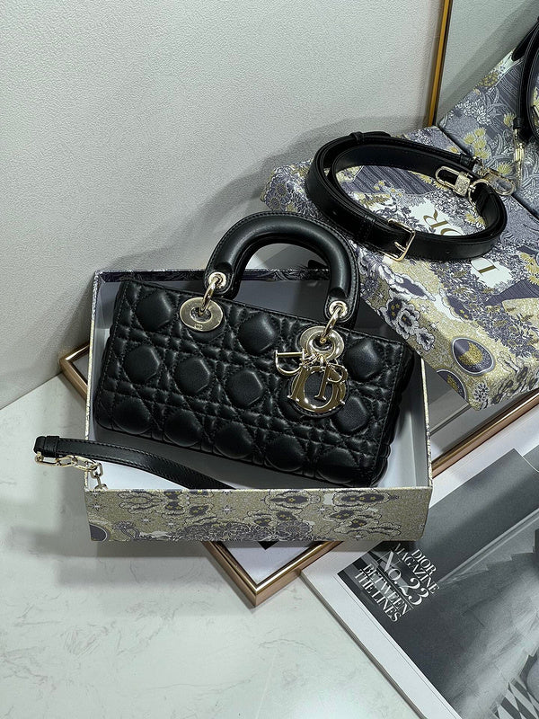 LTB - Luxe Touch Bags - 701
