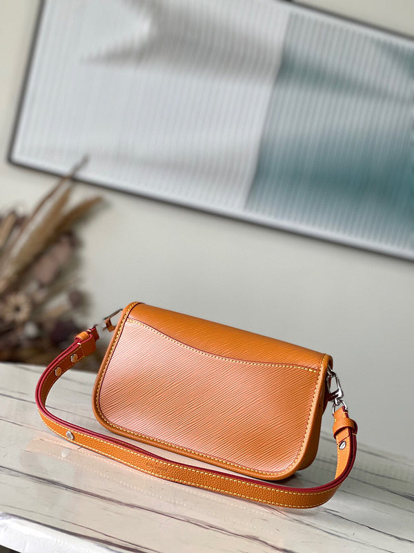 Fashion Luxe Touch bags - 3956