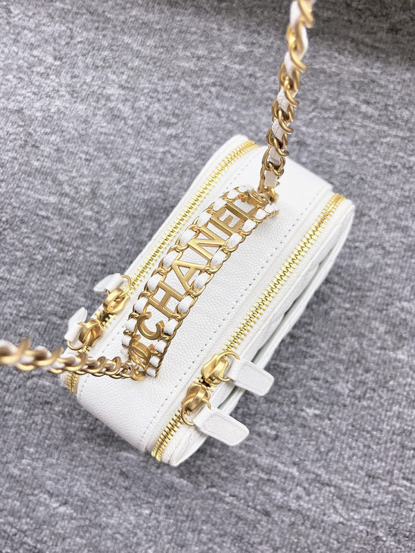 Luxe Touch Bags 

 -  Bags - 3182