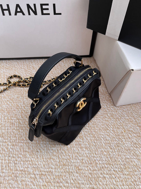 Luxe Touch Bags 

 -  Bags - 3384