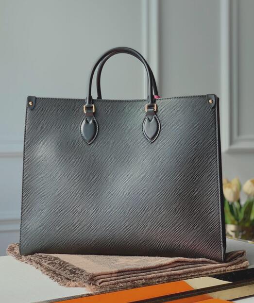 Luxe Touch Bags -   3163