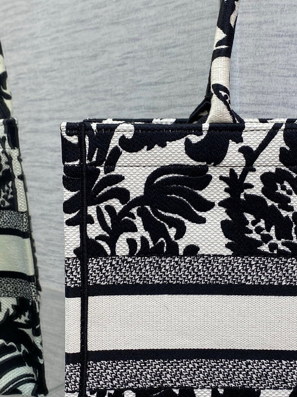LTB - Luxe Touch Bags - 1623