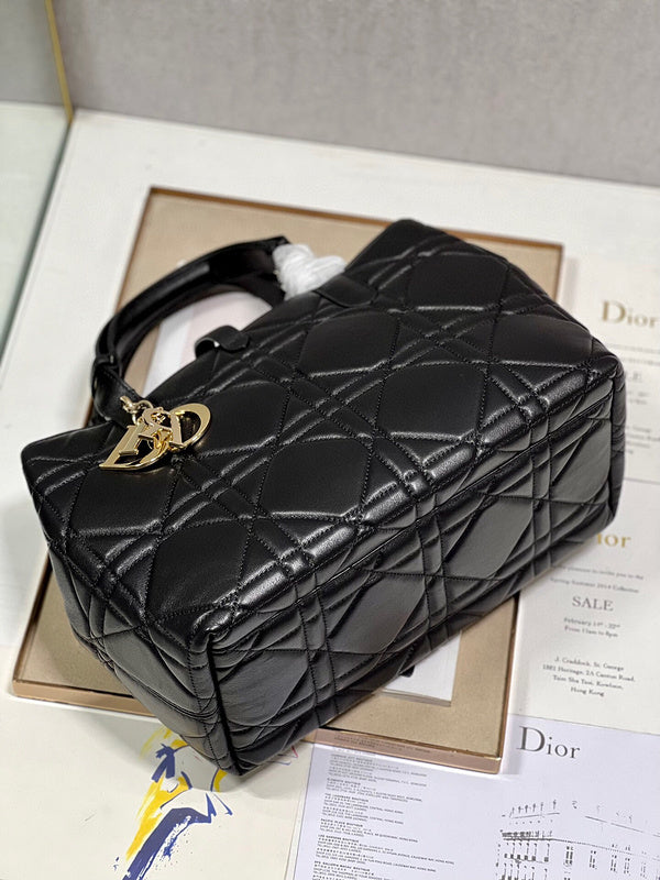 LTB - Luxe Touch Bags - 1595