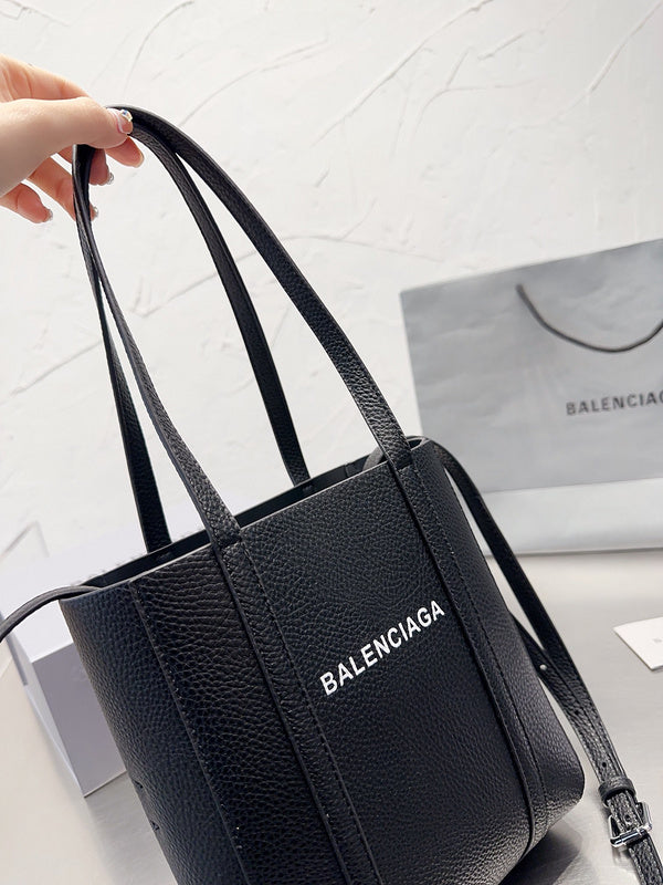 Luxe Touch Fashion - BGA Bags - 1596