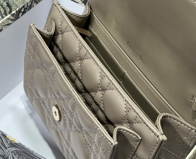 LTB - Luxe Touch Bags - 2197