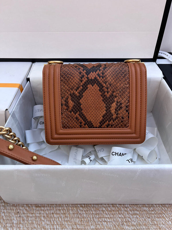 Luxe Touch Bags 

 -  Bags - 3414