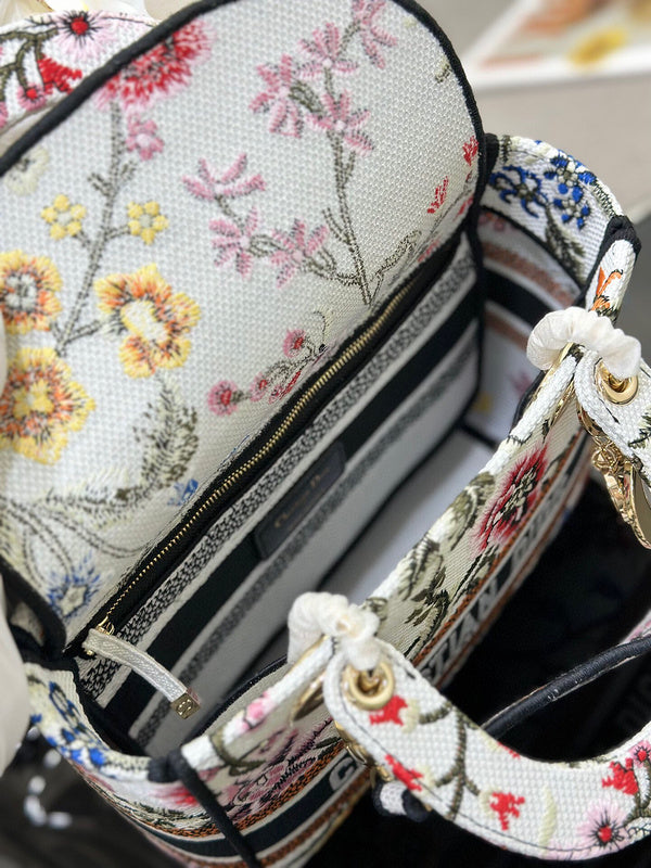 LTB - Luxe Touch Bags - 1212