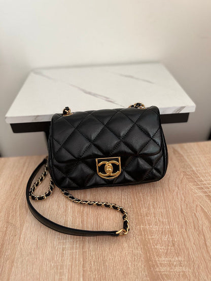 Luxe Touch Bags 

 -  Bags - 2851