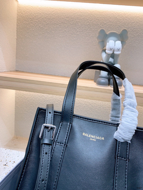 Luxe Touch Fashion - BGA Bags - 1517