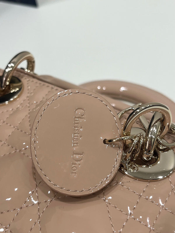 LTB - Luxe Touch Bags - 689