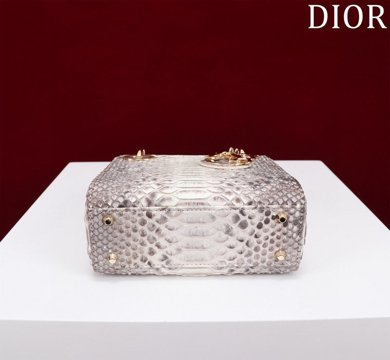 LTB - Luxe Touch Bags - 112