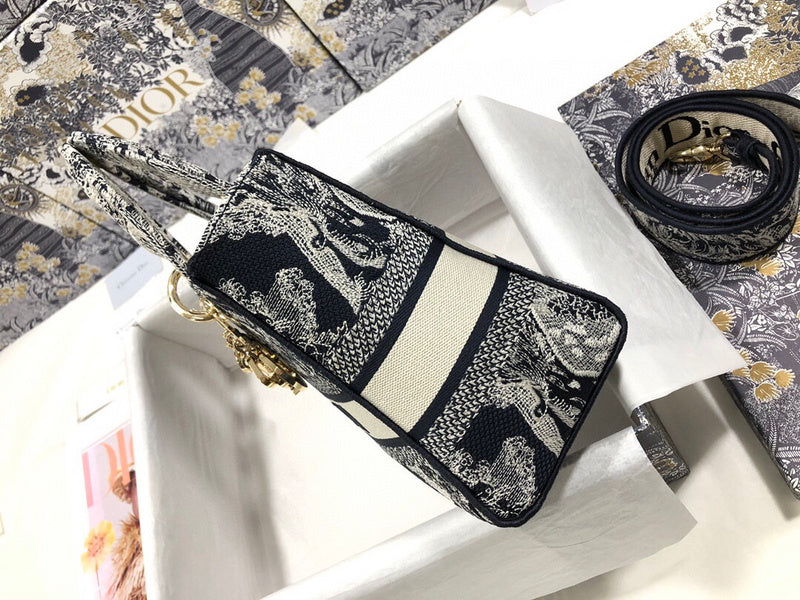 LTB - Luxe Touch Bags - 204