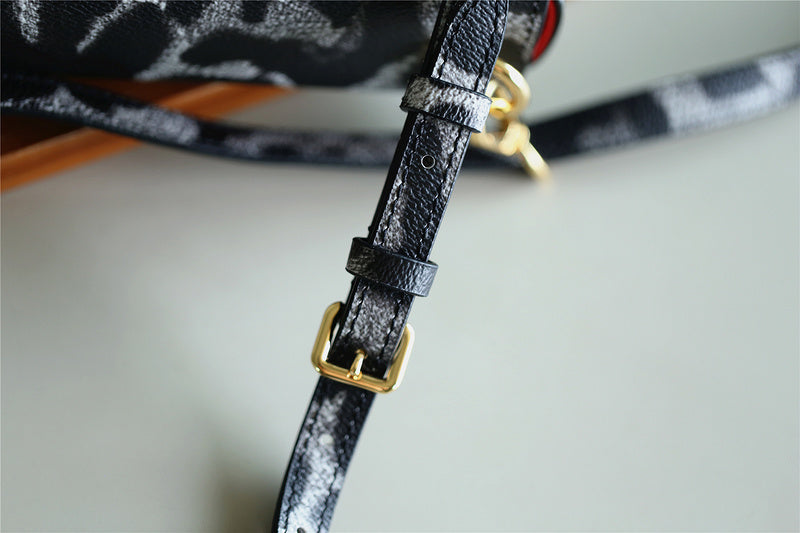 Luxe Touch Fashion LTB-bags - 8506