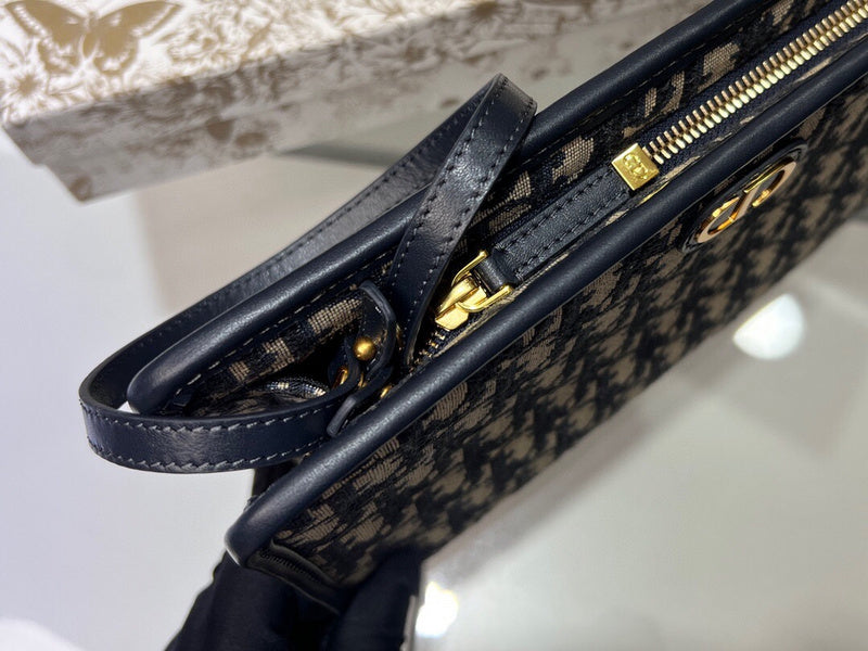 LTB - Luxe Touch Bags - 600