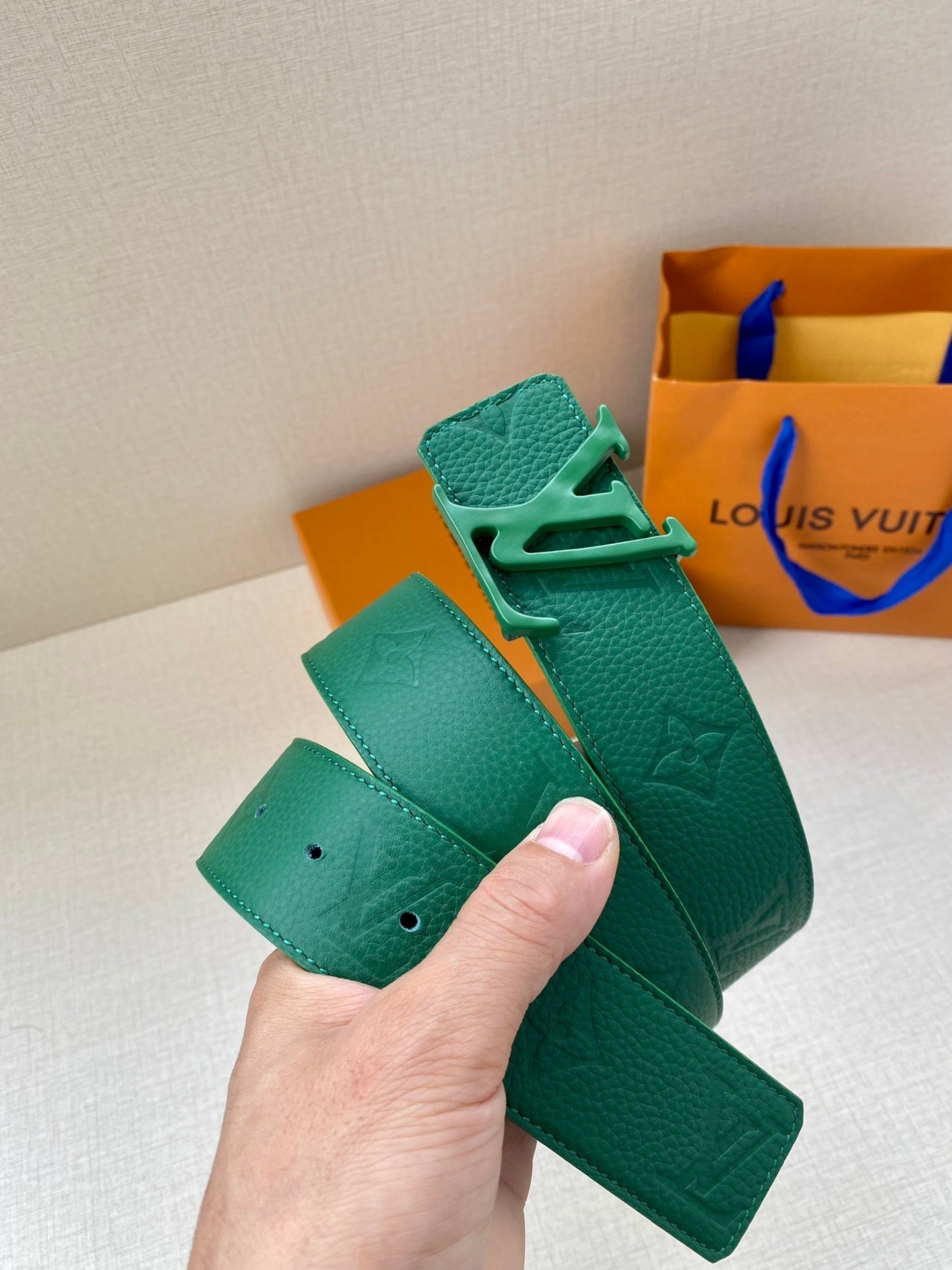 LTB  -Luxury  LUV  BELTS 022