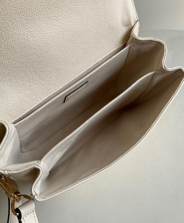 Luxe Touch Bags -   2483