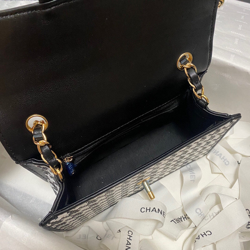 Luxe Touch Bags 

 -  Bags - 3129