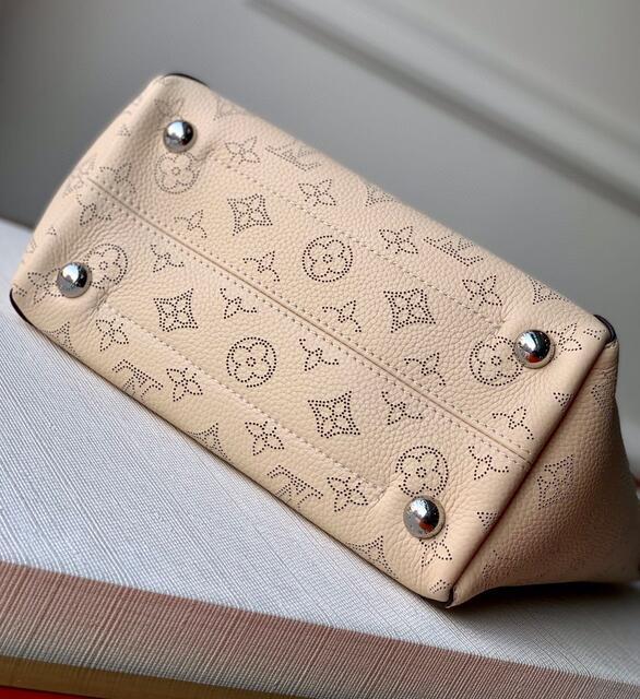 Luxe Touch Bags -   2974