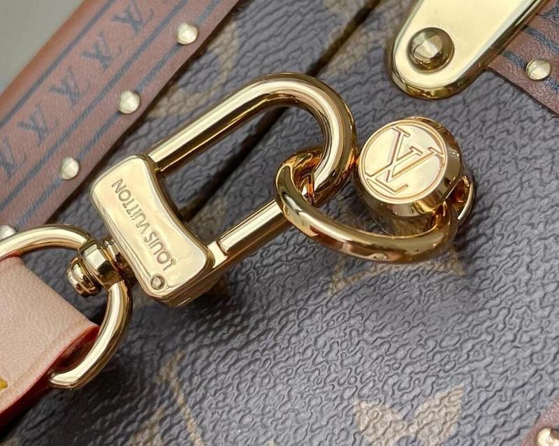 Luxe Touch Bags -   2136