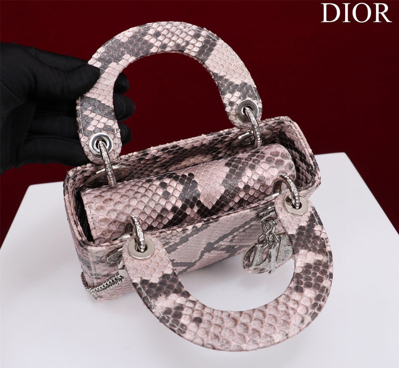 LTB - Luxe Touch Bags - 1695