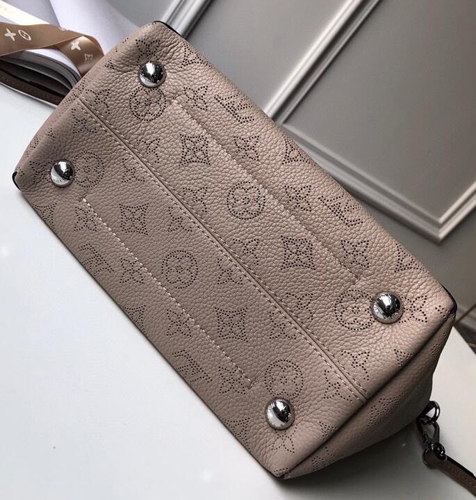 Luxe Touch Bags -   2971