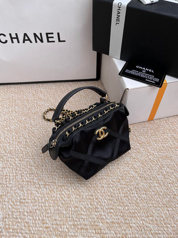 Luxe Touch Bags 

 -  Bags - 3384