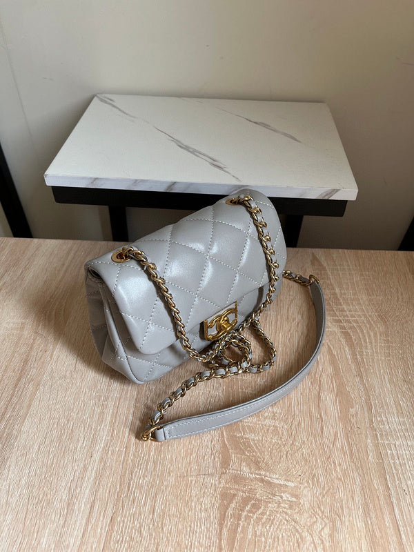 Luxe Touch Bags 

 -  Bags - 2860