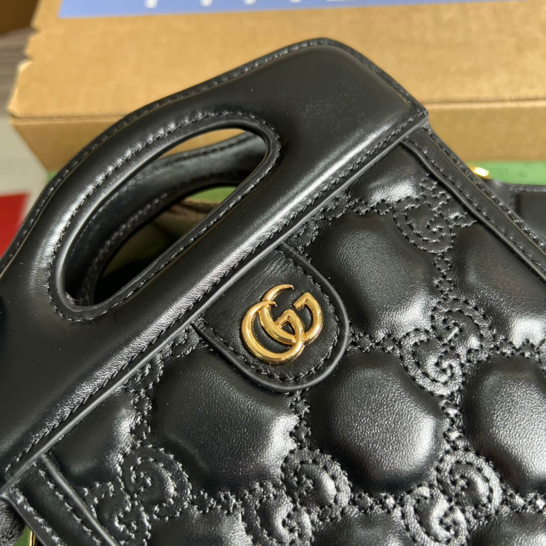 GC 723776 UM8HG 1046 matelassé 14cm black