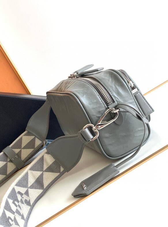 Luxe Touch Bags 

 - PD Bags - 078