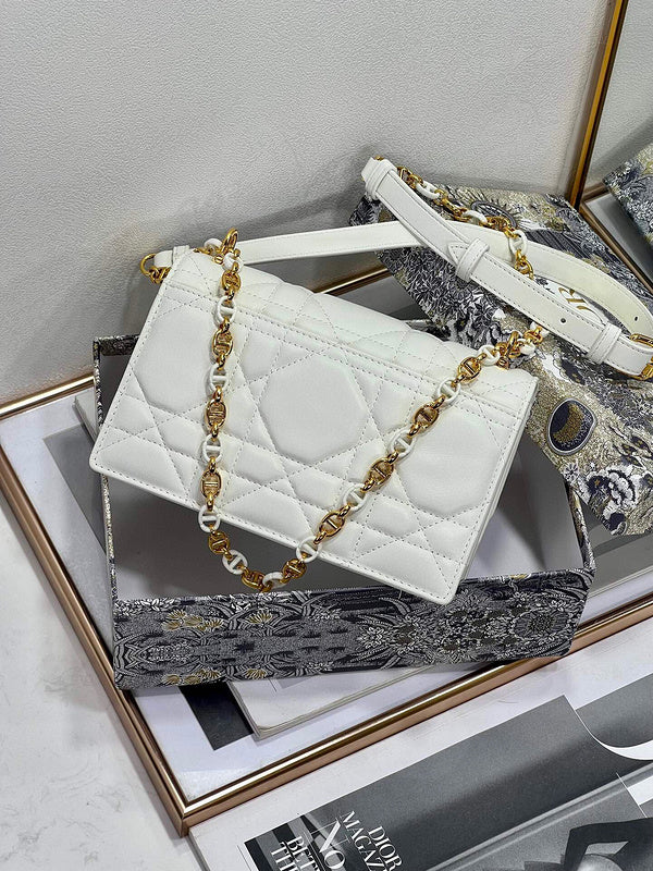 LTB - Luxe Touch Bags - 391