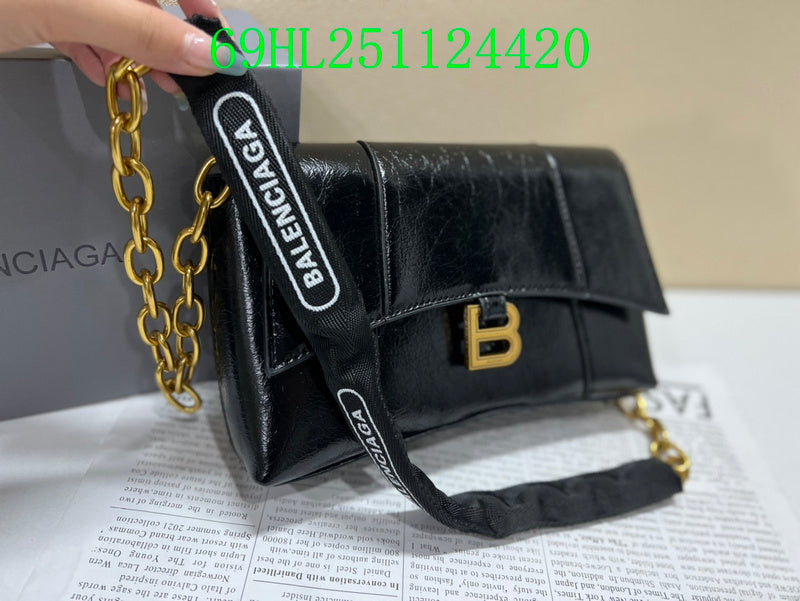 Luxe Touch Fashion - BGA Bags - 1992