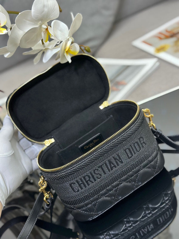LTB - Luxe Touch Bags - 061