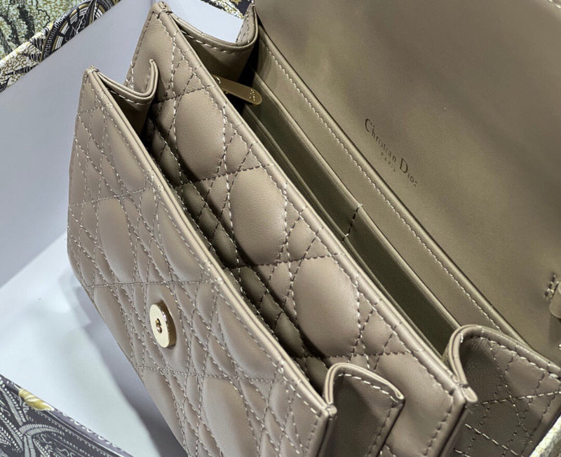LTB - Luxe Touch Bags - 499