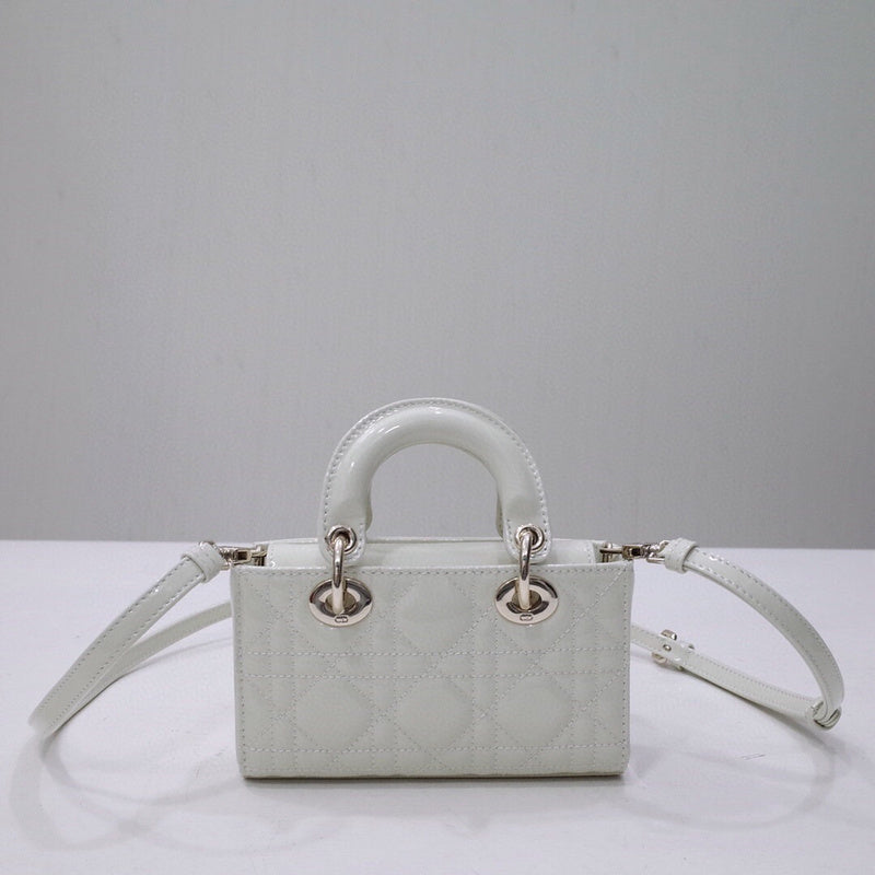 LTB - Luxe Touch Bags - 672