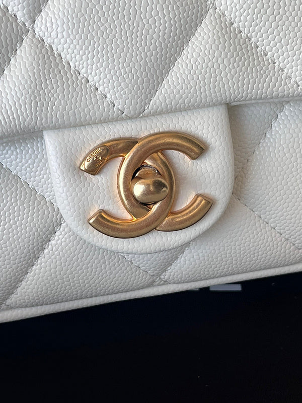 Luxe Touch Bags 

 -  Bags - 3054