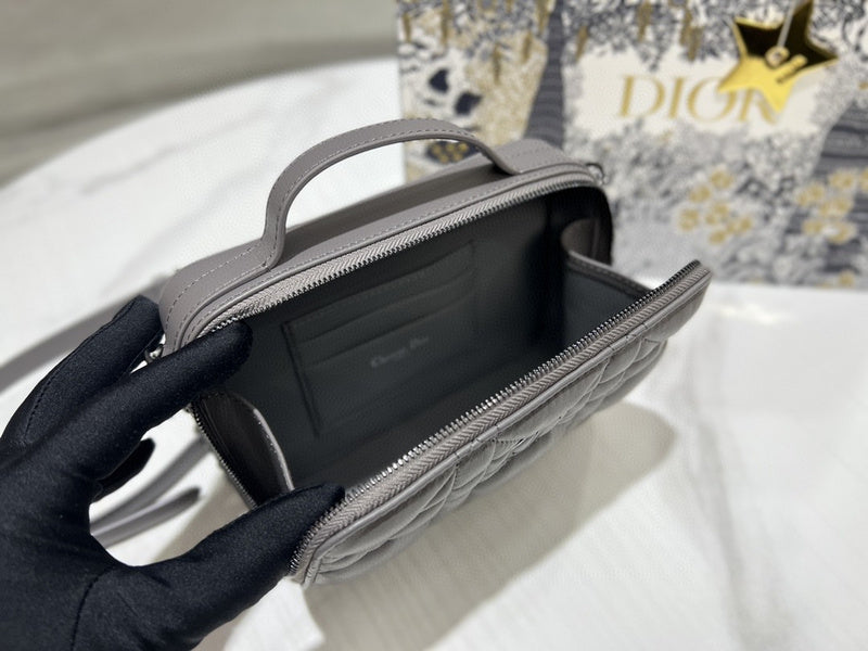 LTB - Luxe Touch Bags - 2025