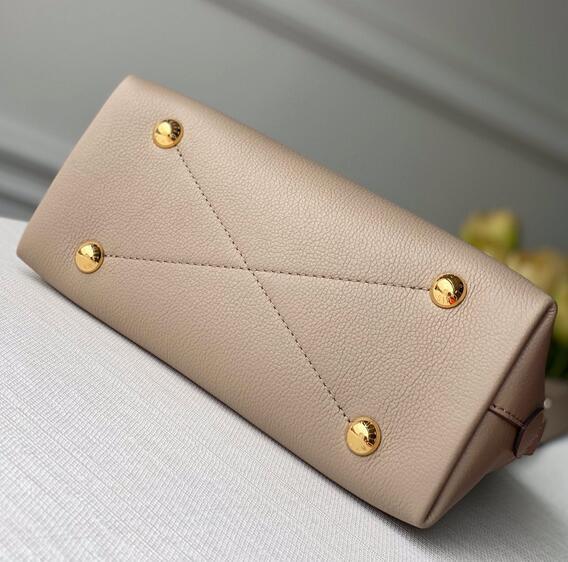 Luxe Touch Bags -   2992