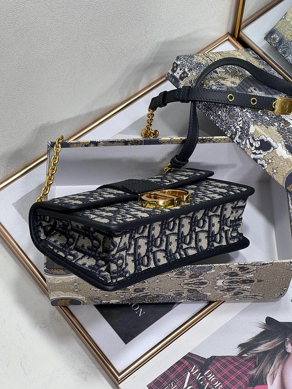 LTB - Luxe Touch Bags - 1466
