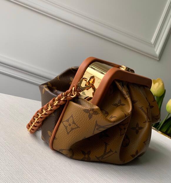 Luxe Touch Bags -   3115
