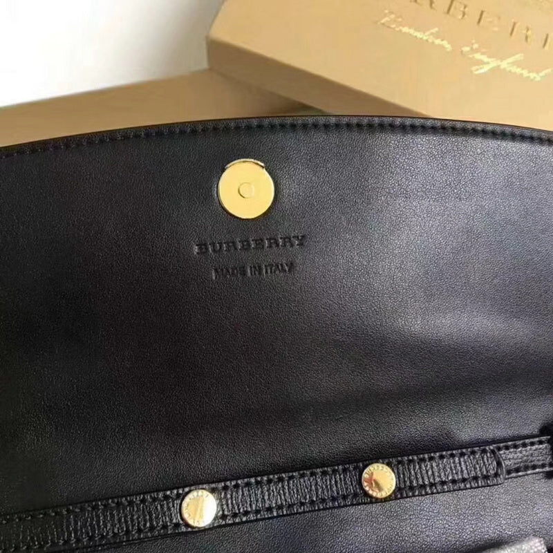 Luxe Touch Fashion -BBR Bags - 1021