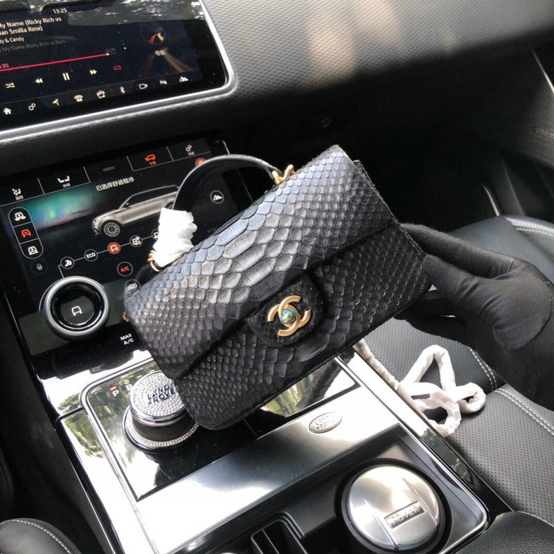 Luxe Touch Bags 

 -  Bags - 2951