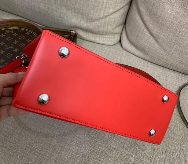 Luxe Touch Bags -   2425