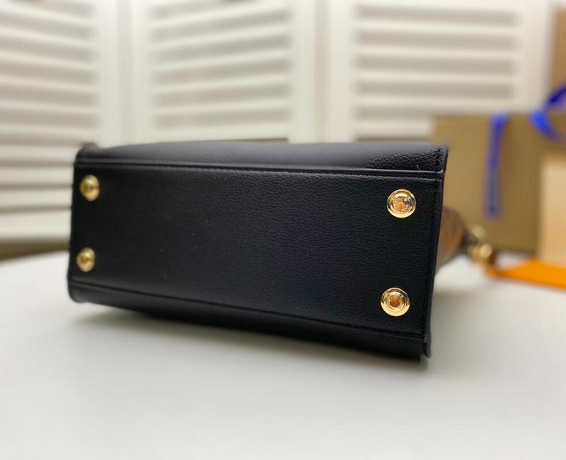 Luxe Touch Bags -   2163