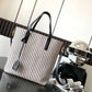 Luxe Touch - SLY Bags 597
