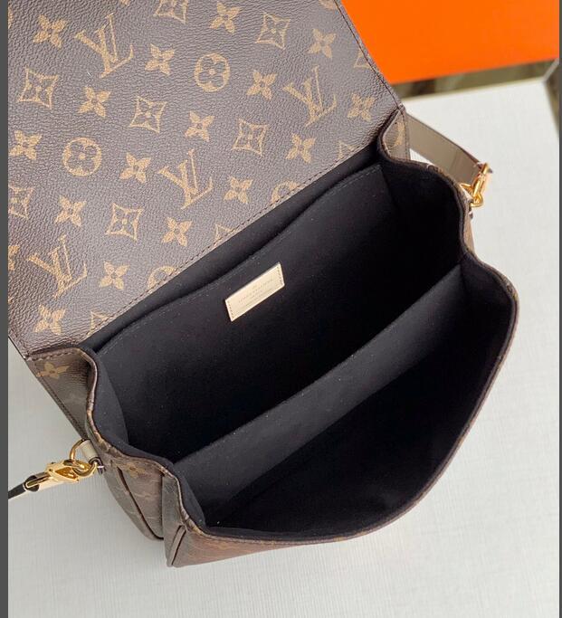 Luxe Touch Bags -   3145