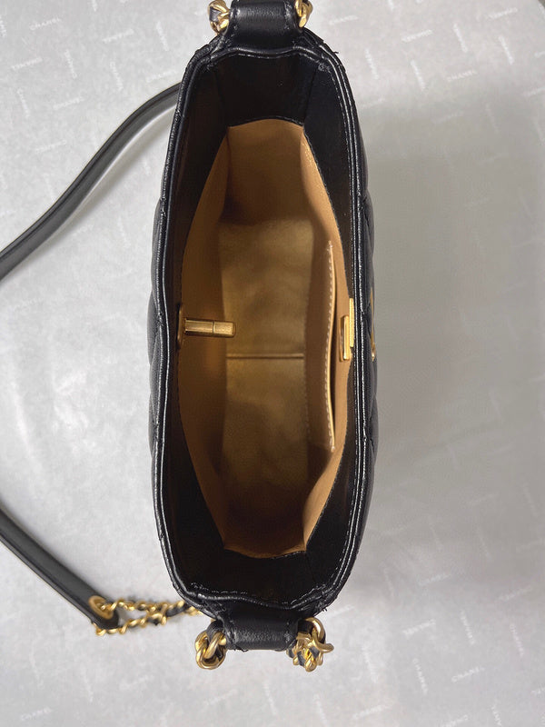 Luxe Touch Bags 

 -  Bags - 3386